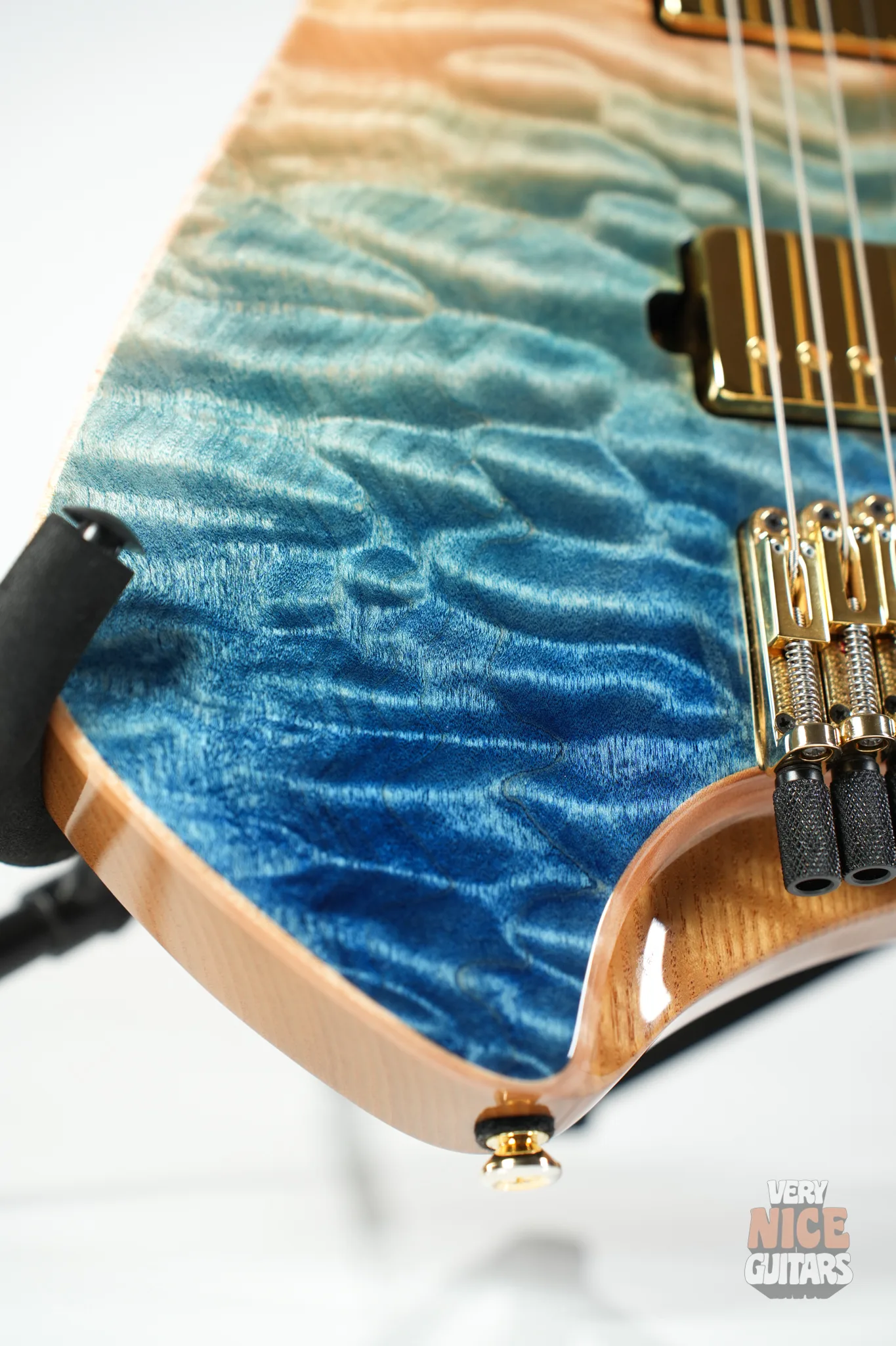 Acacia Guitars Medusa 2022 – Island Shift – Very Nice Guitars