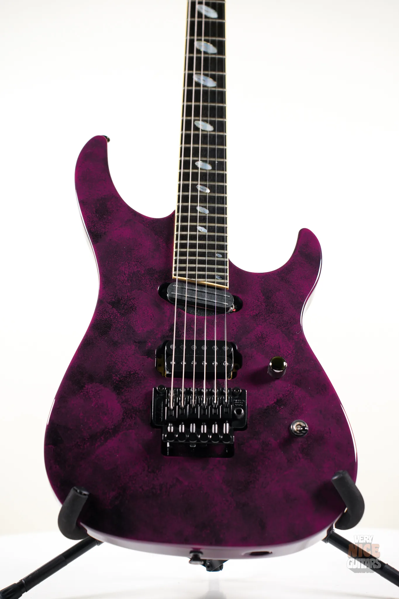 Caparison Horus-M3 EF – Very Nice Guitars