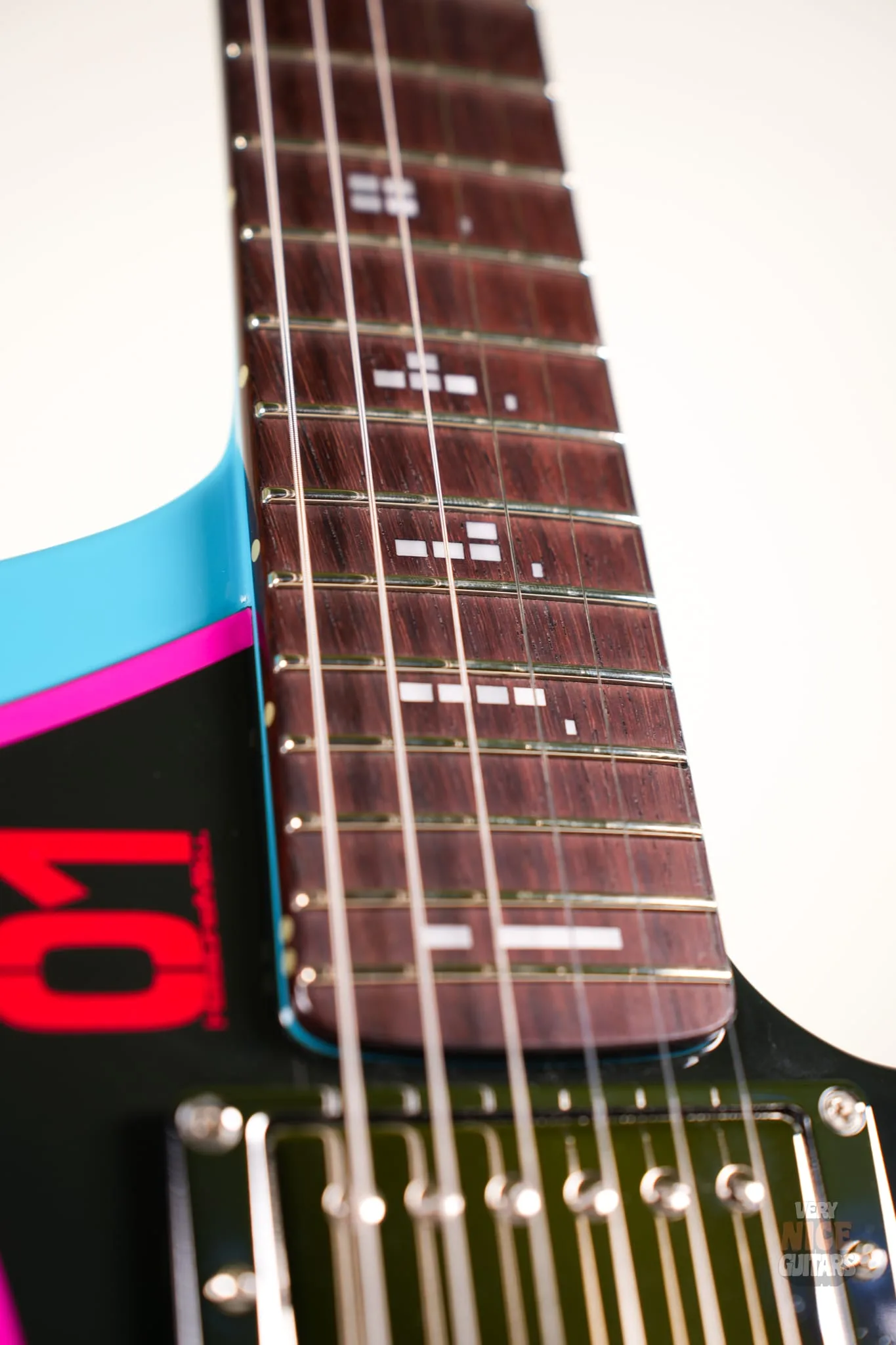 EDWARDS Platinumより、桜ミクをイメージしたE-STREAM-Miku