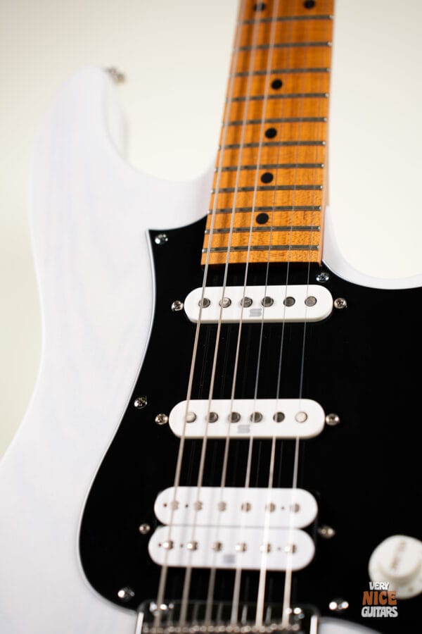 Ibanez AZ2204 LA Custom Shop - Image 7