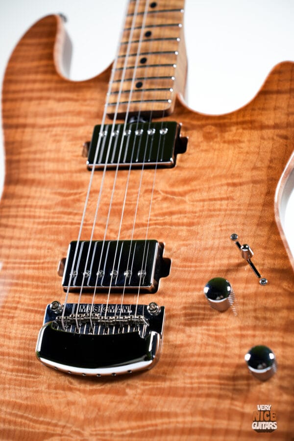 Music Man Sabre - Image 9