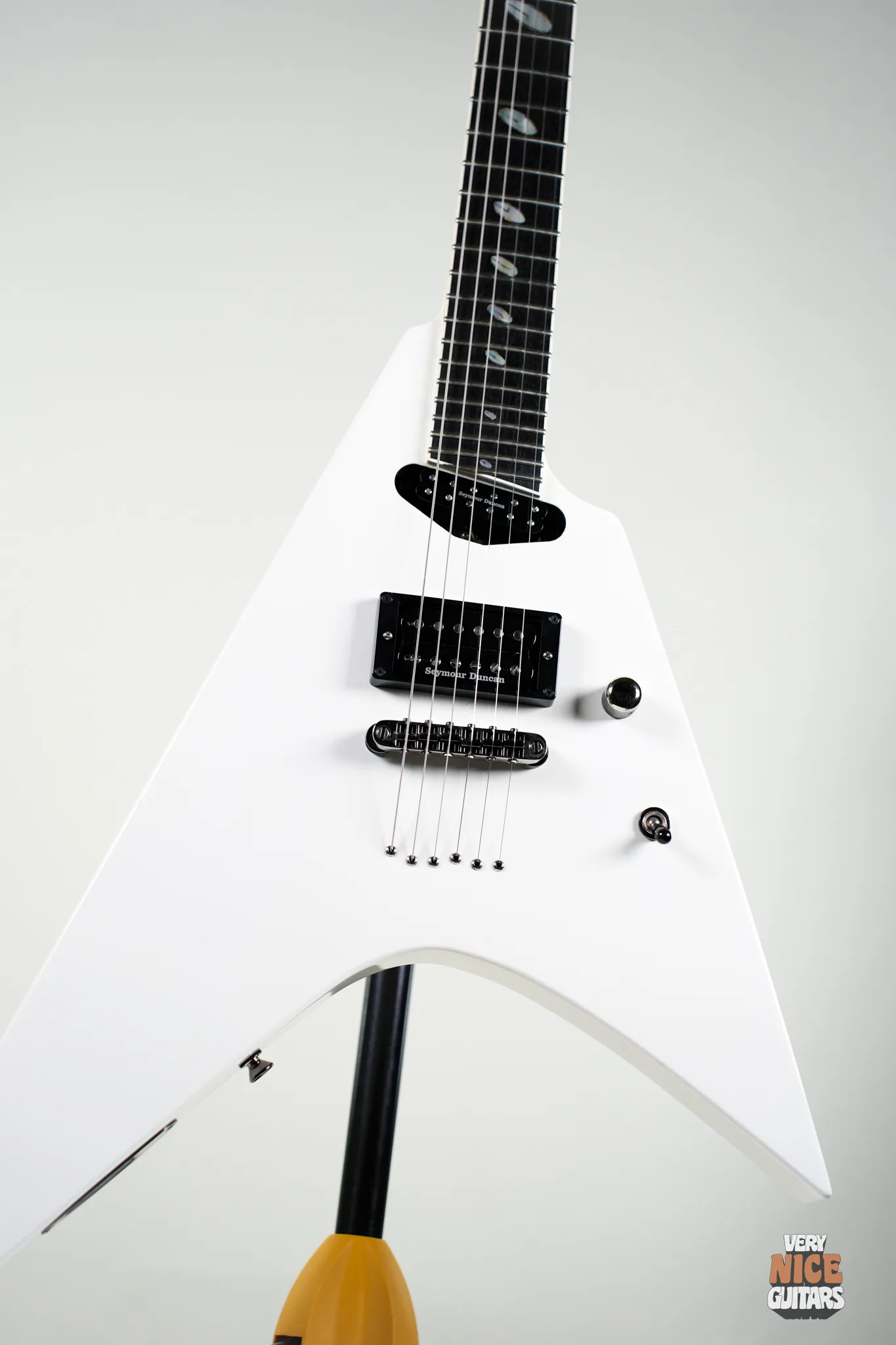 ギター CAPARISON ORBIT 7-CZQ Caparison Unveils Orbit 7-CZQ Cazqui Guitar Model - Premier