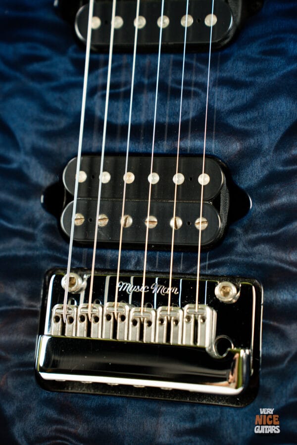 Ernie Ball Music Man JP15 Blueberry Burst Quilt - Image 17