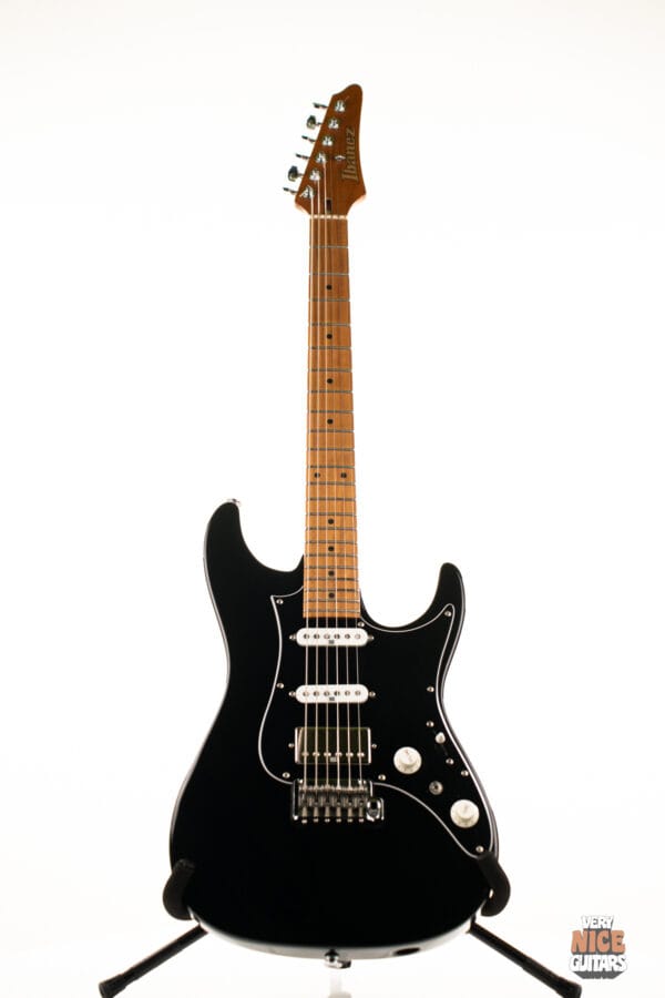 Ibanez AZ2204B Prestige - Image 2