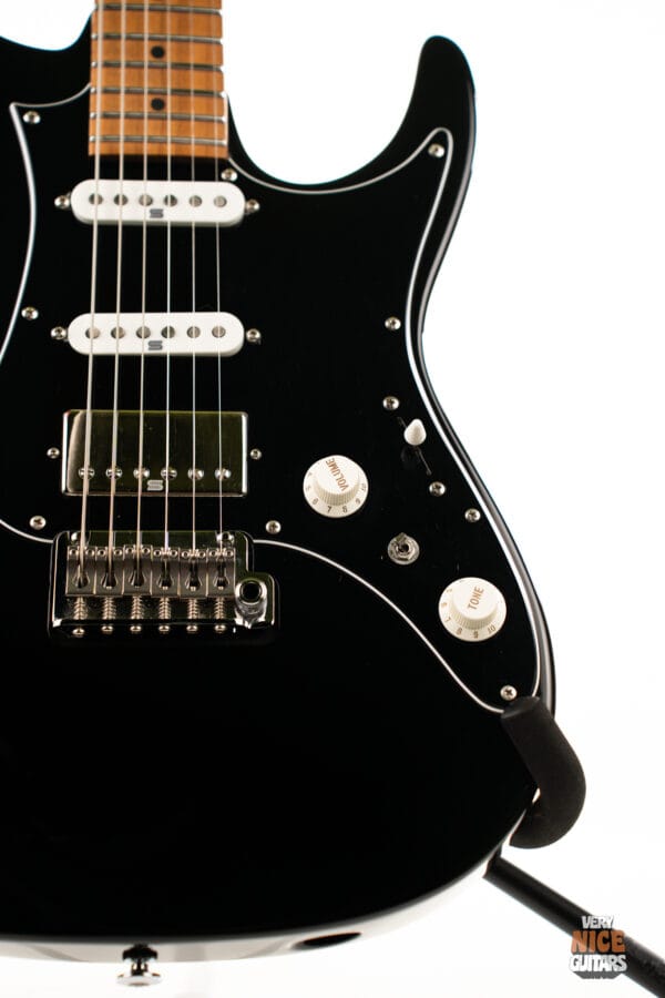 Ibanez AZ2204B Prestige - Image 5