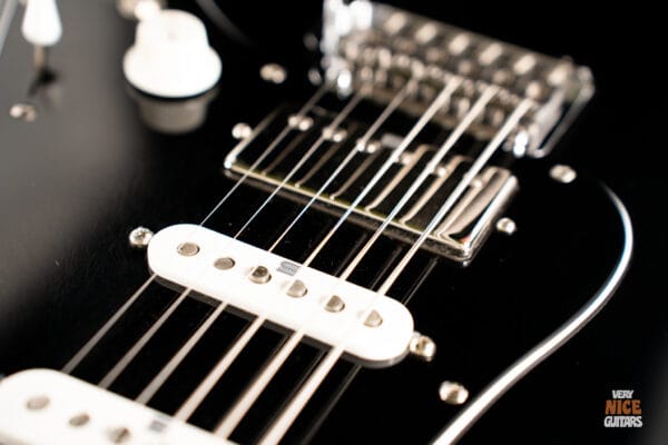 Ibanez AZ2204B Prestige - Image 25