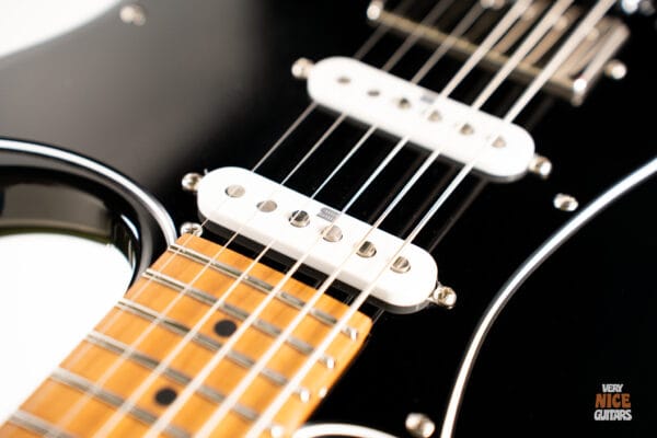 Ibanez AZ2204B Prestige - Image 26