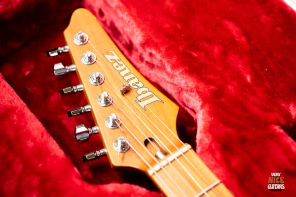 Ibanez AZ2204B Prestige - Image 30