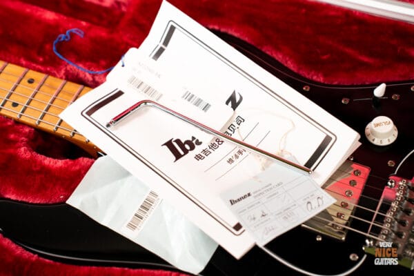 Ibanez AZ2204B Prestige - Image 31