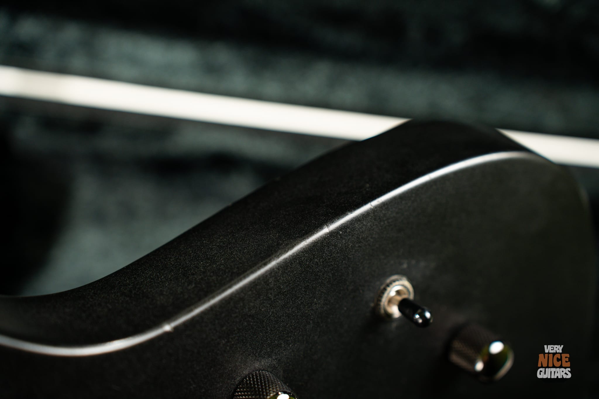 Caparison Dellinger II - Image 31