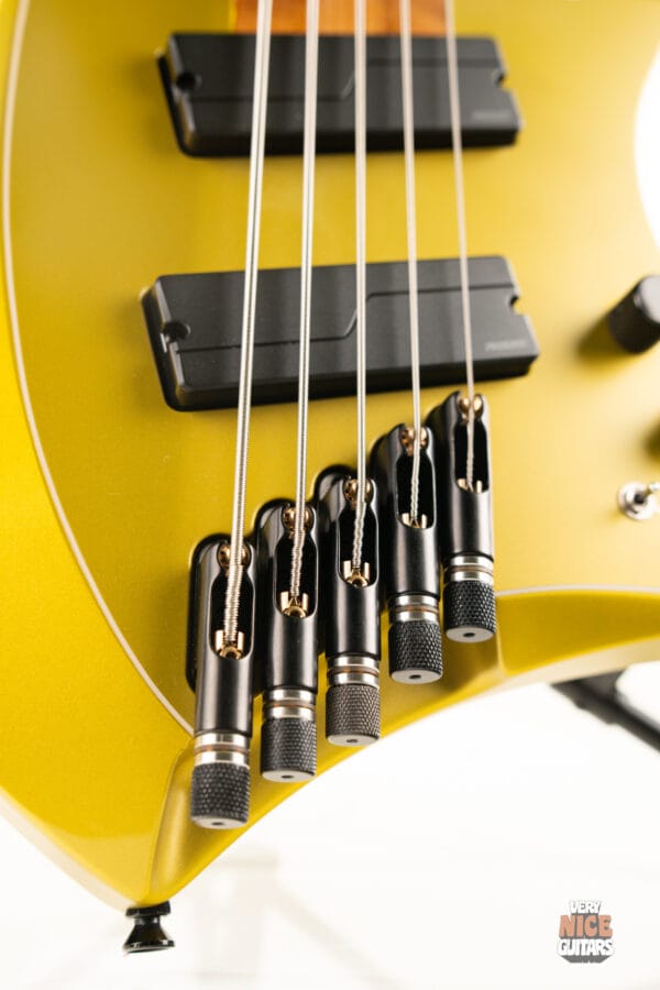 Abasi Larada 5 Bass Master Series Chartreuse - Image 11