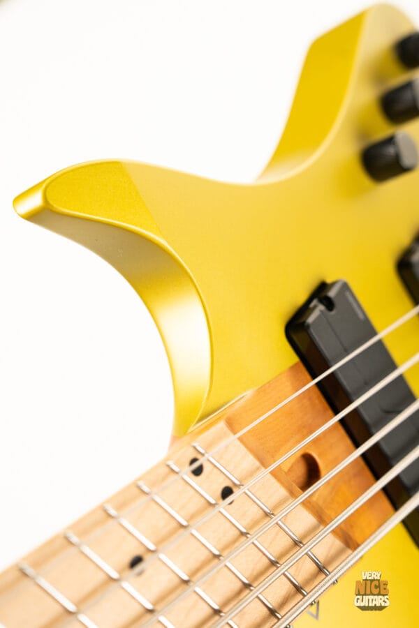 Abasi Larada 5 Bass Master Series Chartreuse - Image 24