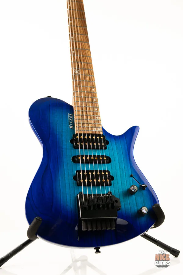 Kiesel Zeus Z7X – Very Nice Guitars