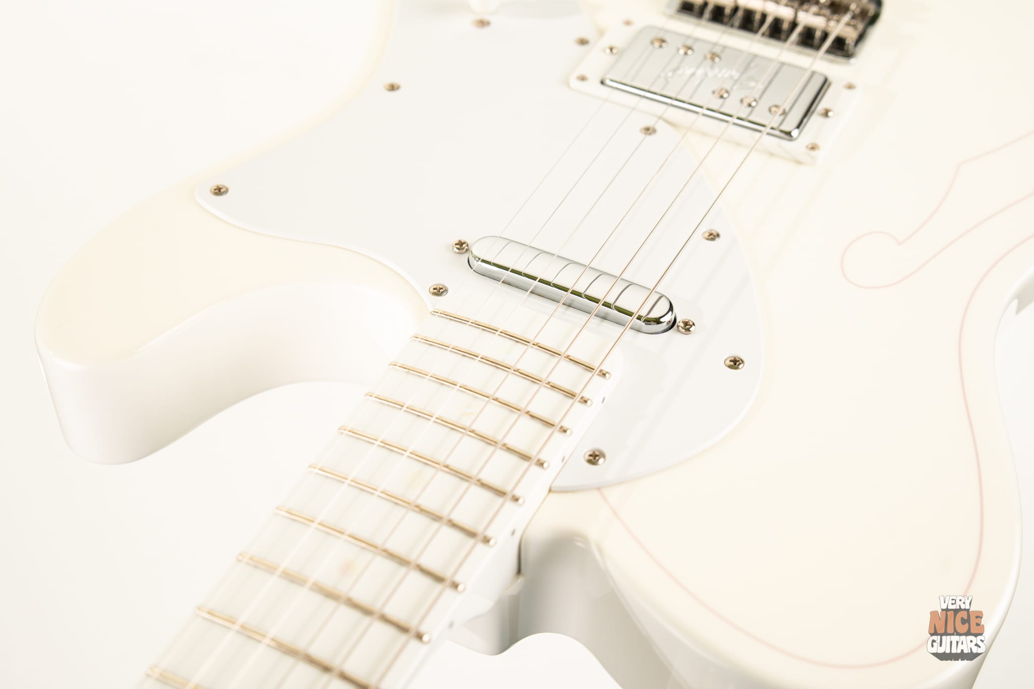 Fender Telecaster Silent Siren - Image 19