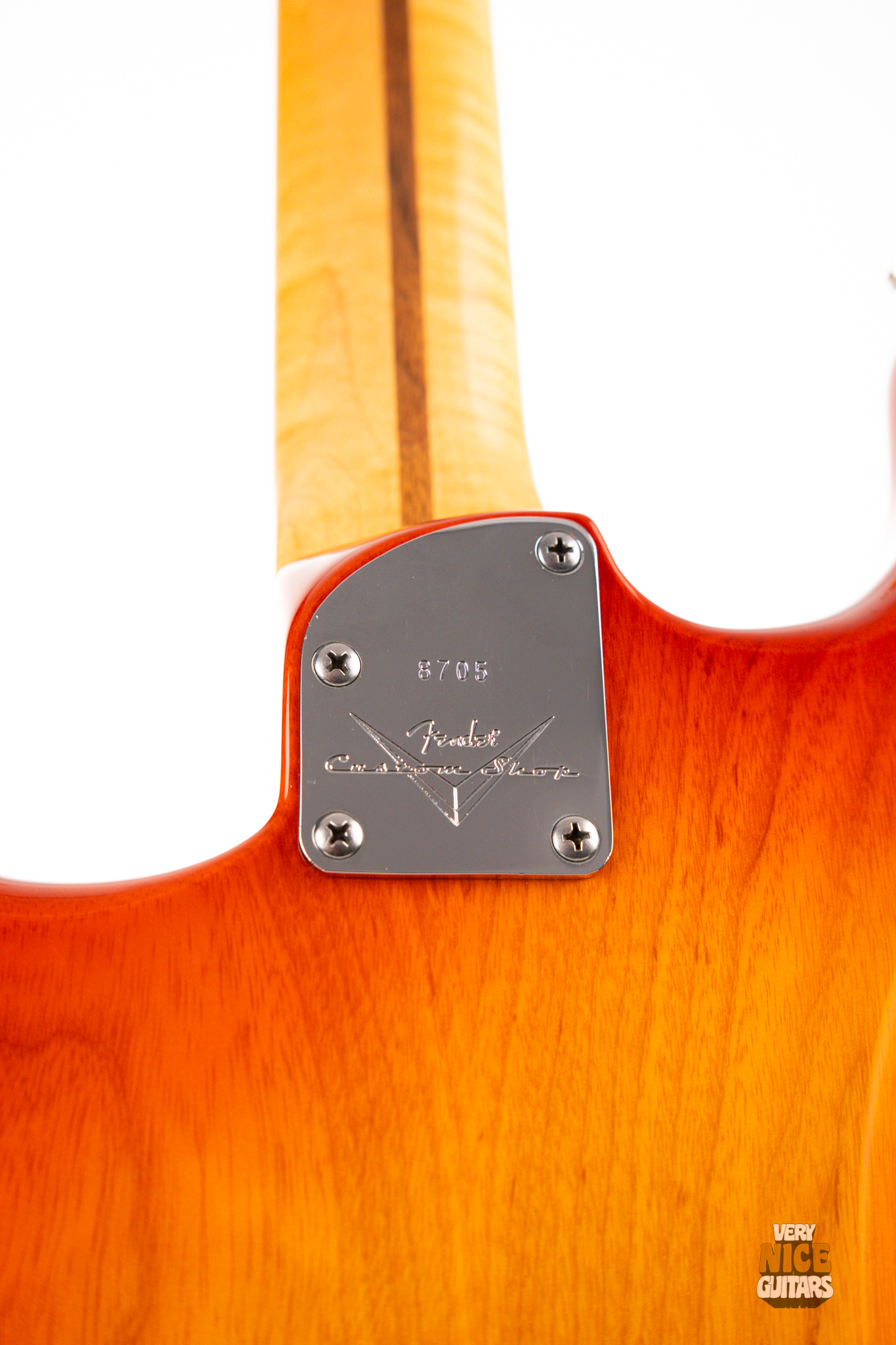 Fender Custom Shop Deluxe Stratocaster - Image 16