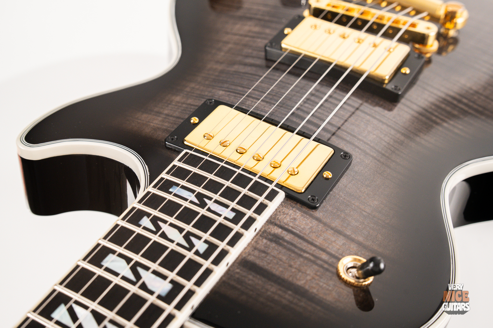 Gibson Les Paul Supreme 2023 Transparent Ebony Burst - Image 18