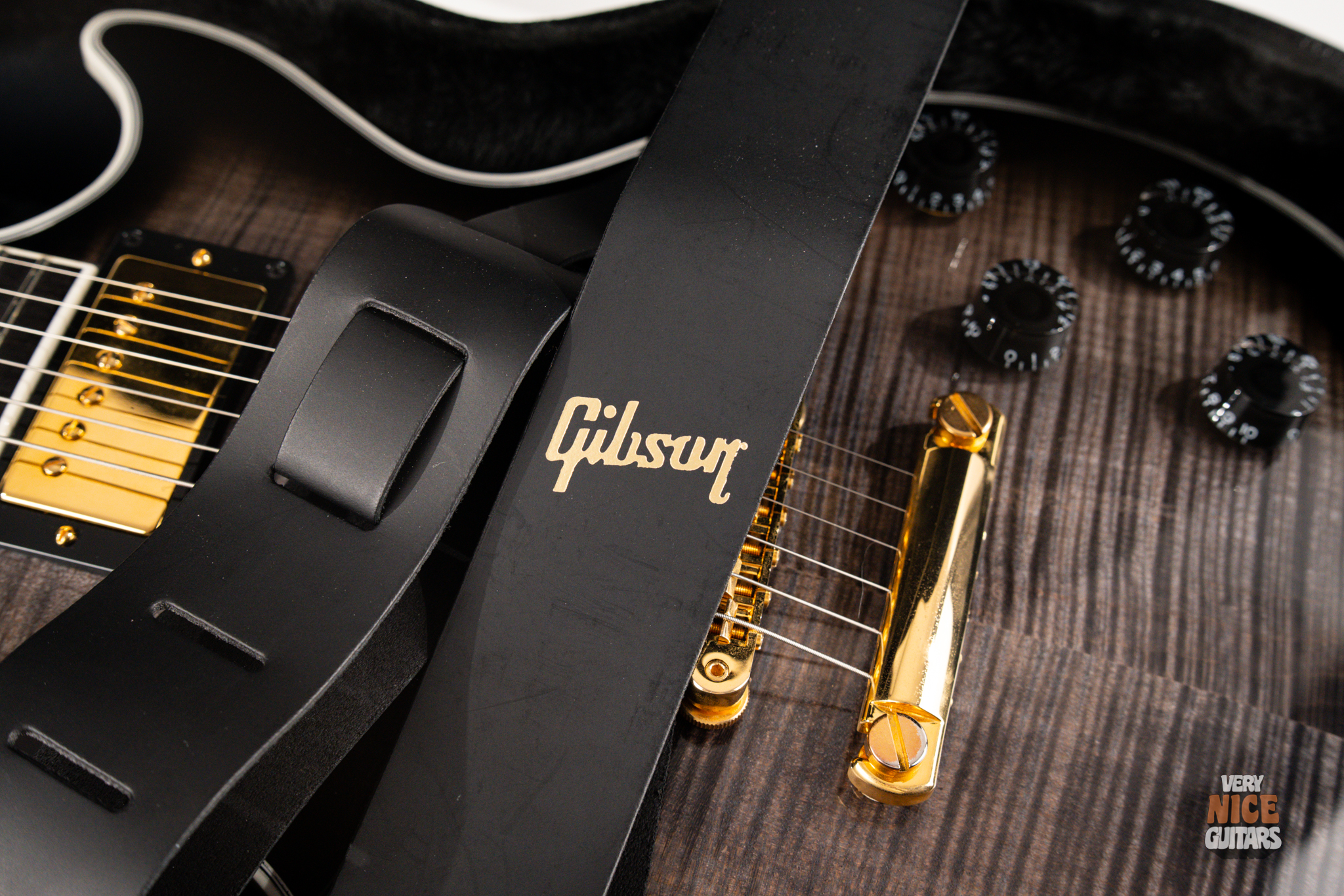 Gibson Les Paul Supreme 2023 Transparent Ebony Burst - Image 30