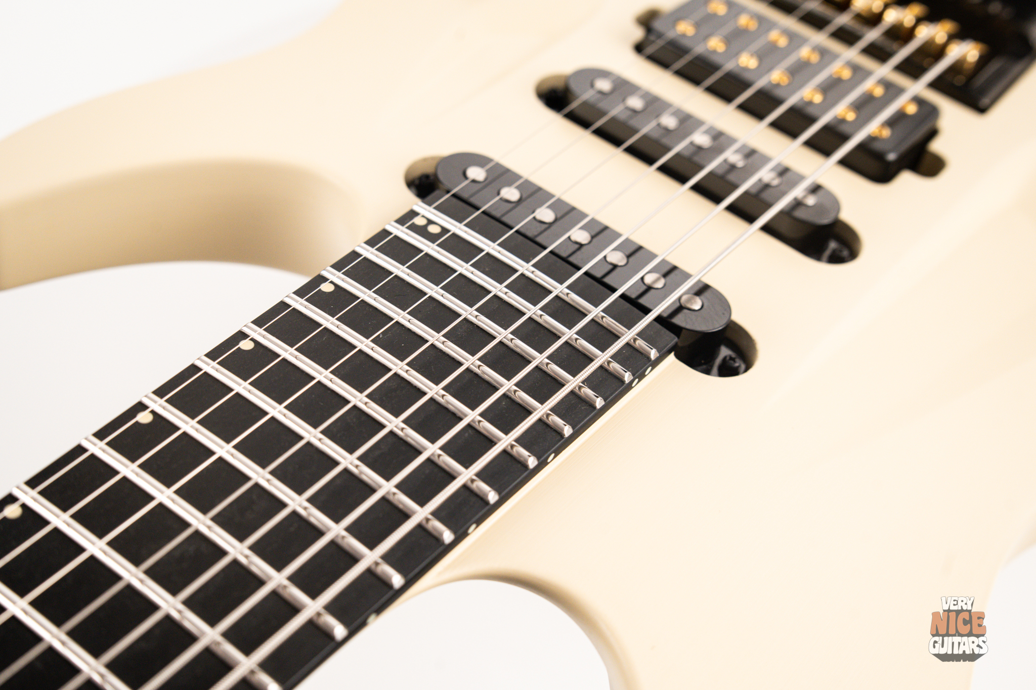 Aristides 070R Evertune Desert Tan - Image 6