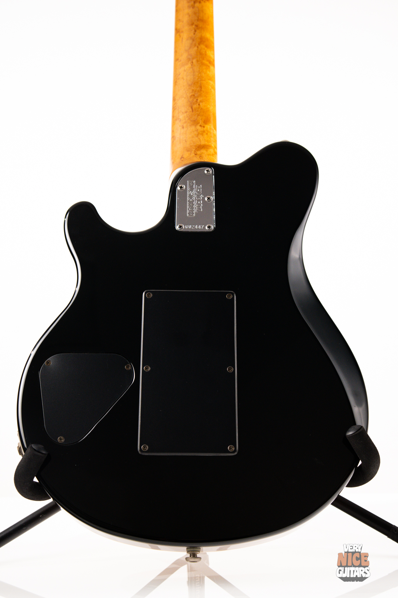 Music Man Axis Translucent Gold - Image 9