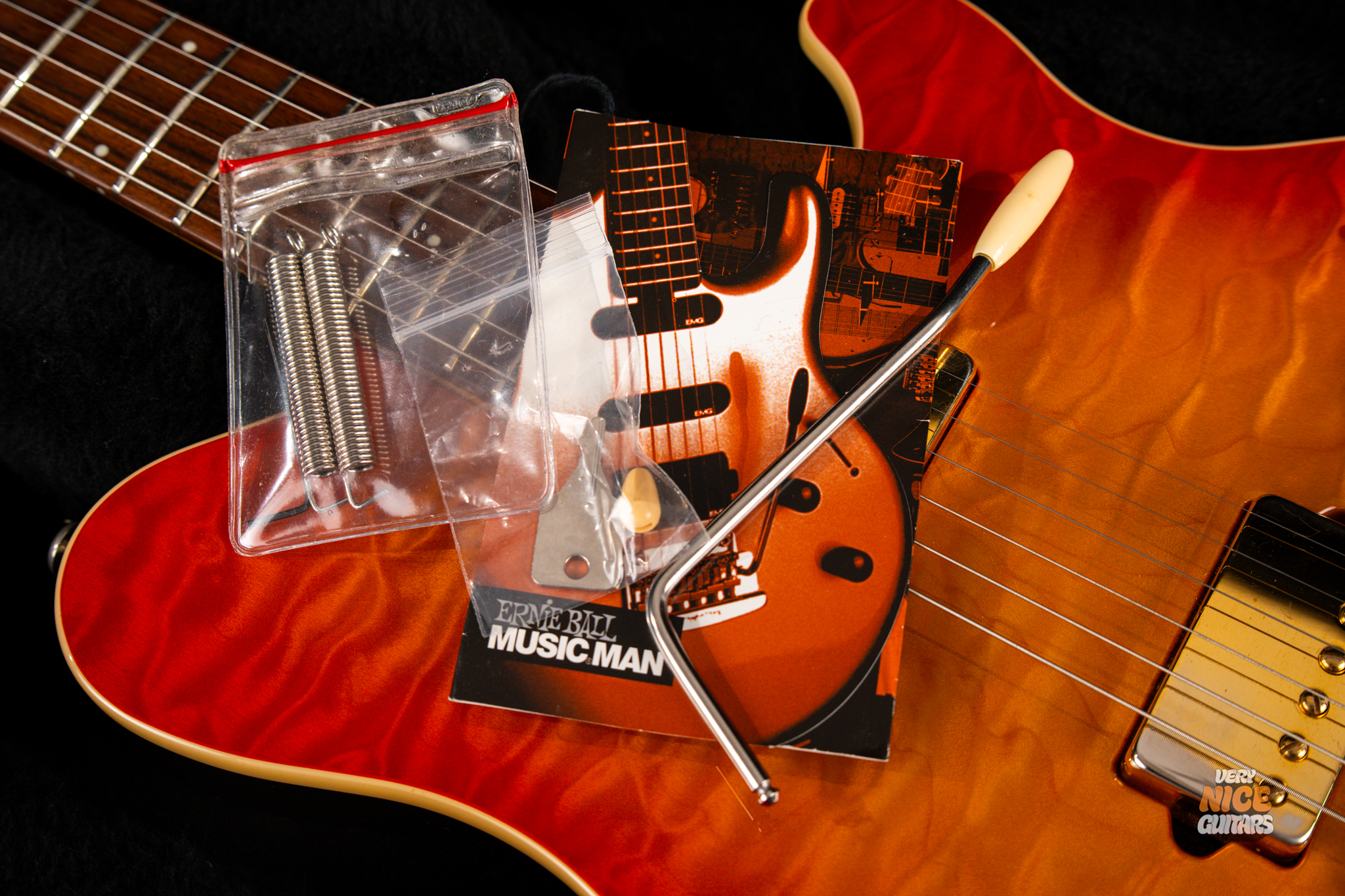 Ernie Ball Music Man Axis Super Sport Custom - Image 30