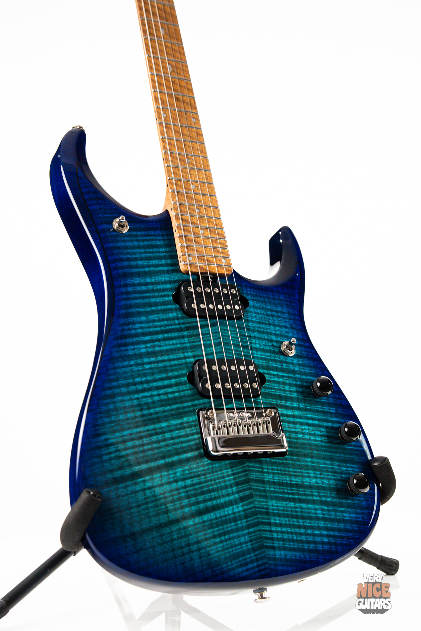 Ernie Ball Music Man JP15 Cerulean Paradise - Image 4