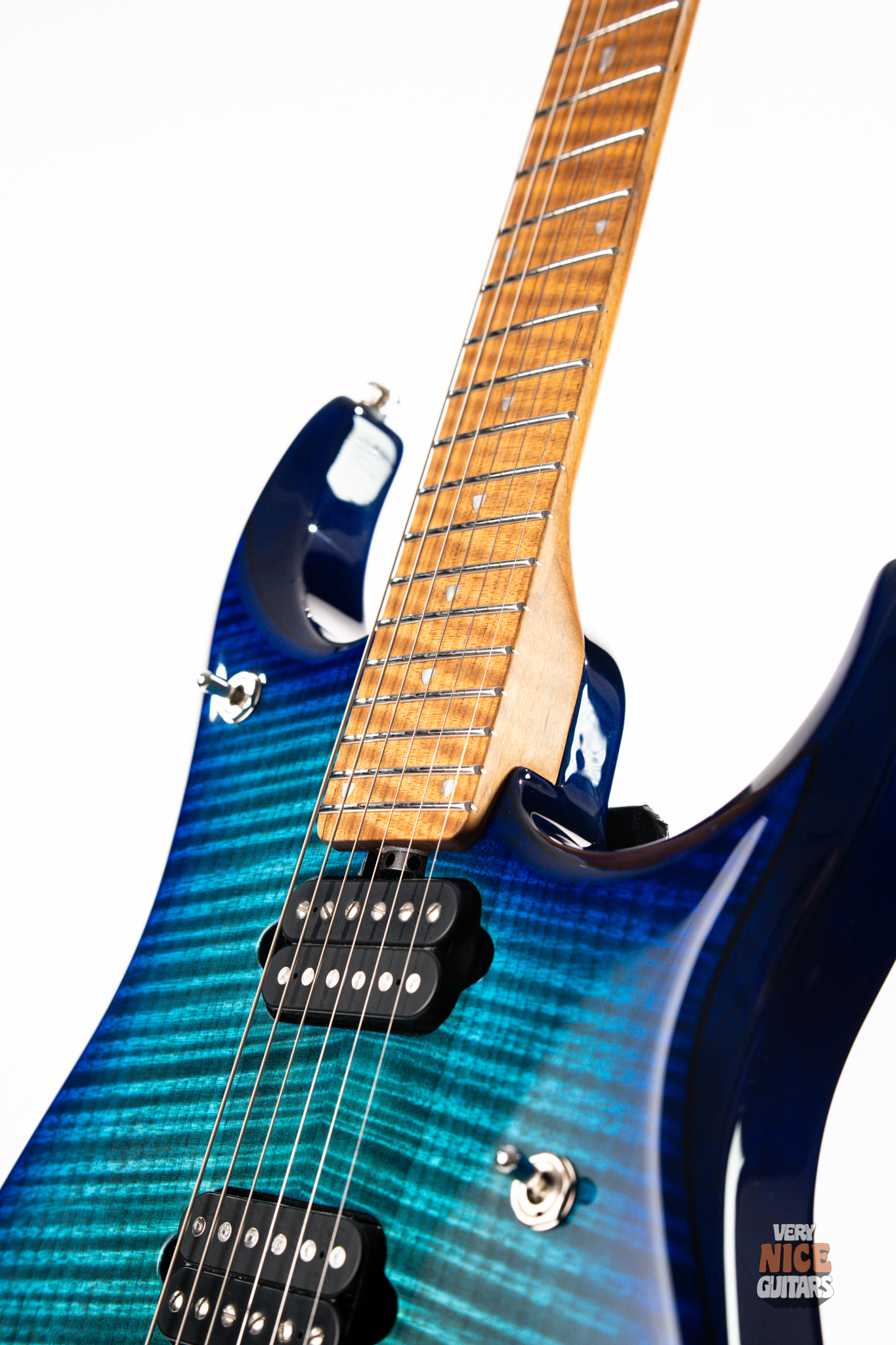 Ernie Ball Music Man JP15 Cerulean Paradise - Image 7