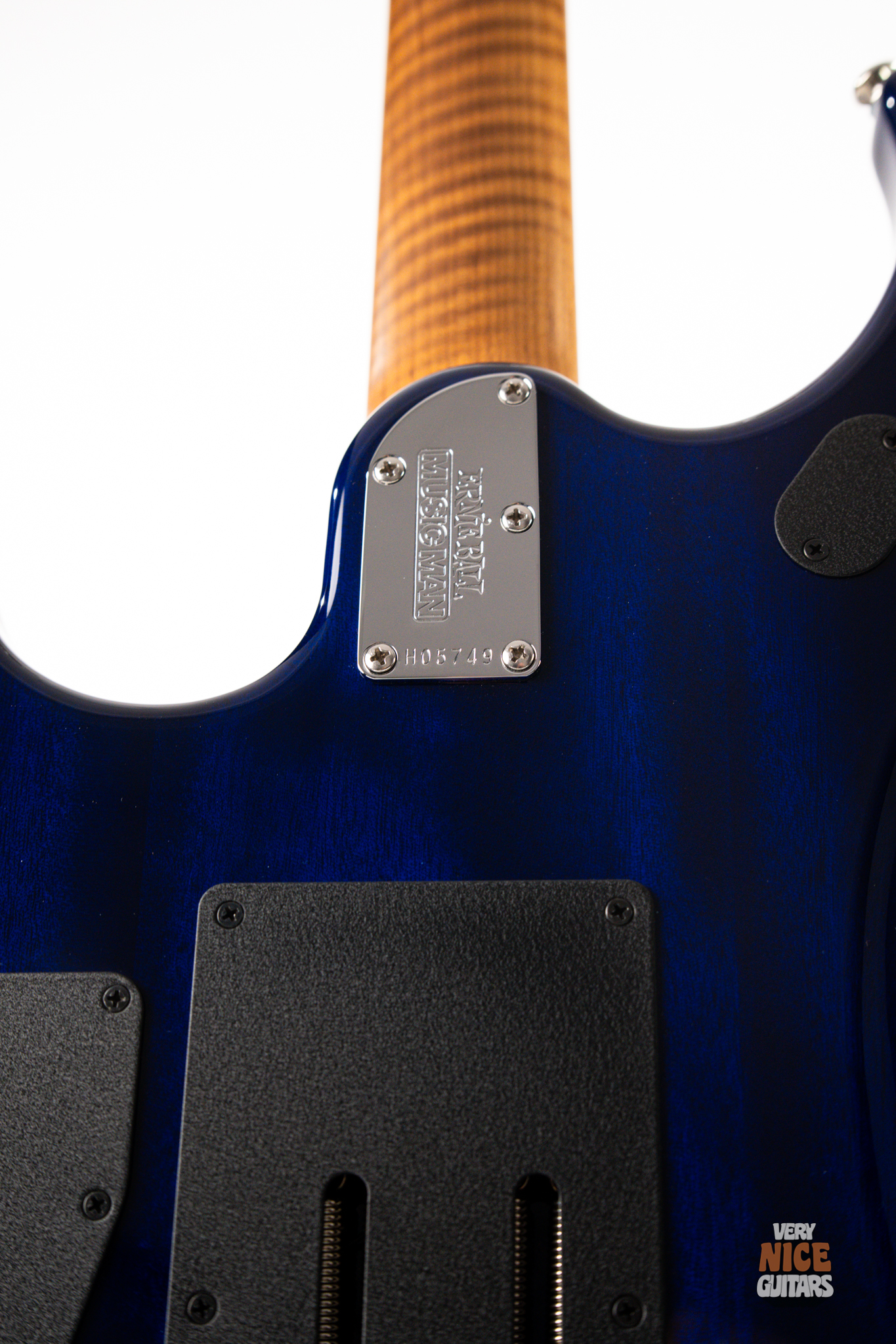 Ernie Ball Music Man JP15 Cerulean Paradise - Image 10