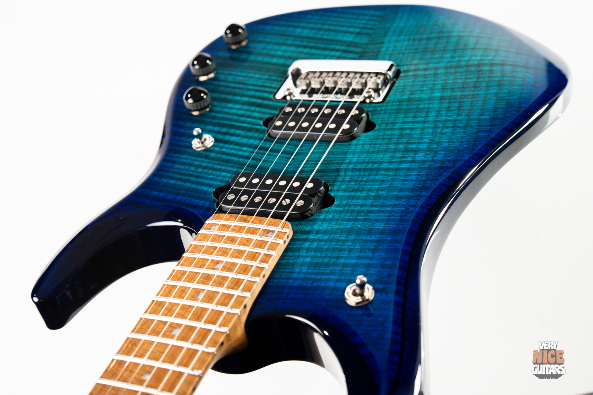 Ernie Ball Music Man JP15 Cerulean Paradise - Image 15