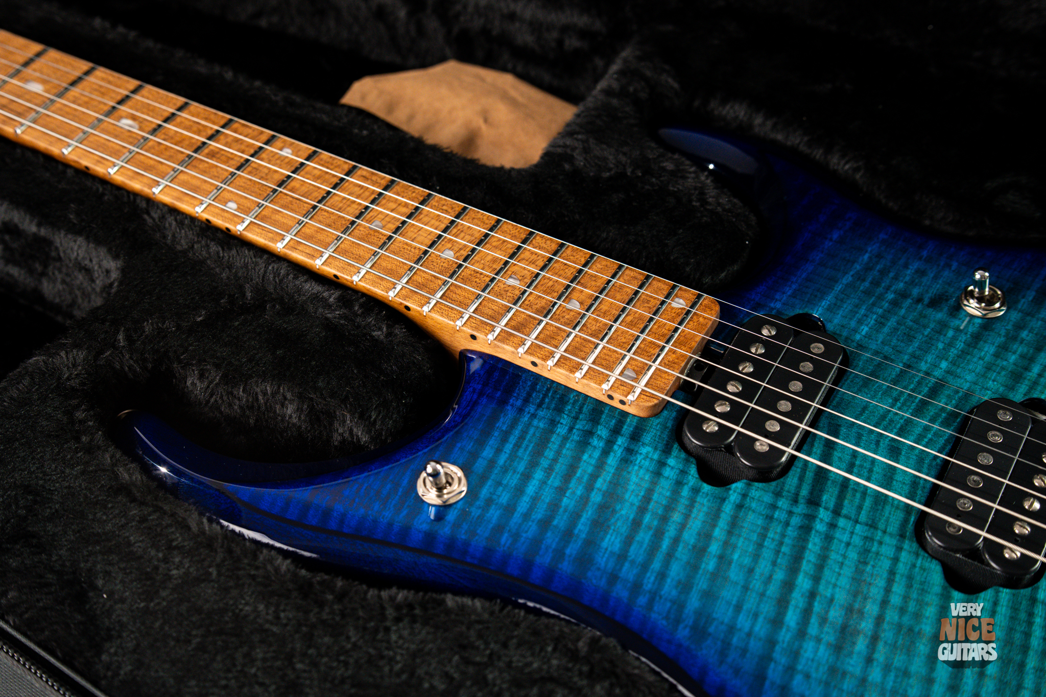 Ernie Ball Music Man JP15 Cerulean Paradise - Image 25