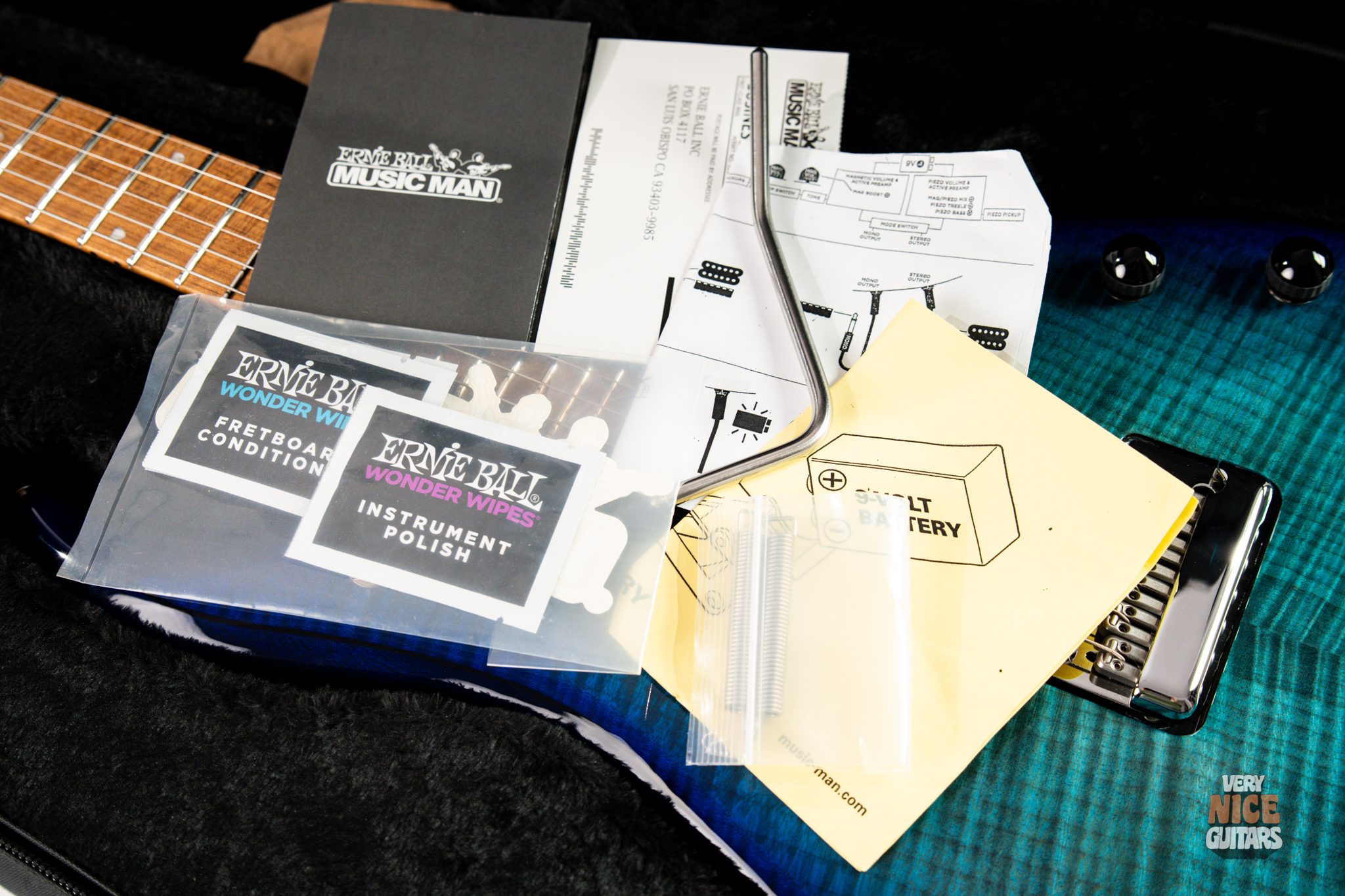 Ernie Ball Music Man JP15 Cerulean Paradise - Image 26