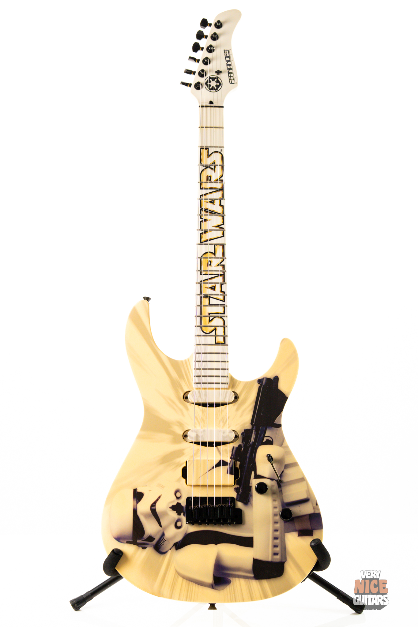 Fernandes Retrorocket Star Wars Stormtrooper – Very Nice Guitars
