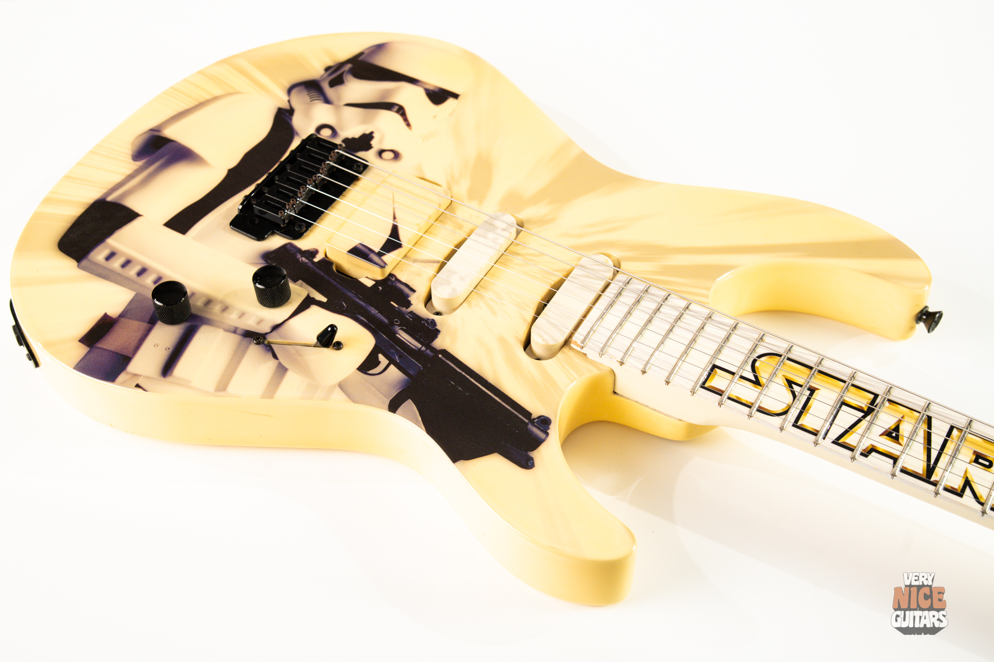 Fernandes Retrorocket Star Wars Stormtrooper - Image 24