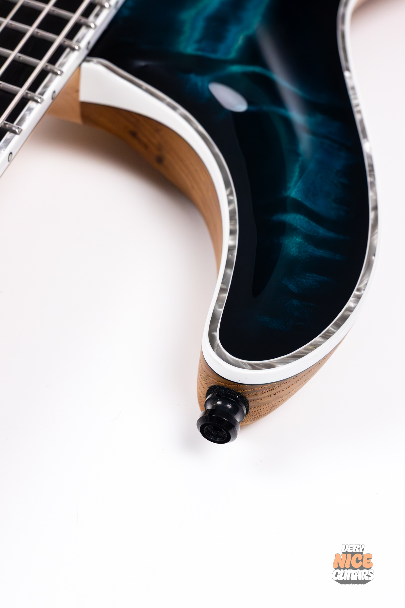 Mayones Regius Core 7 Turquoise Iris Gloss - Image 20