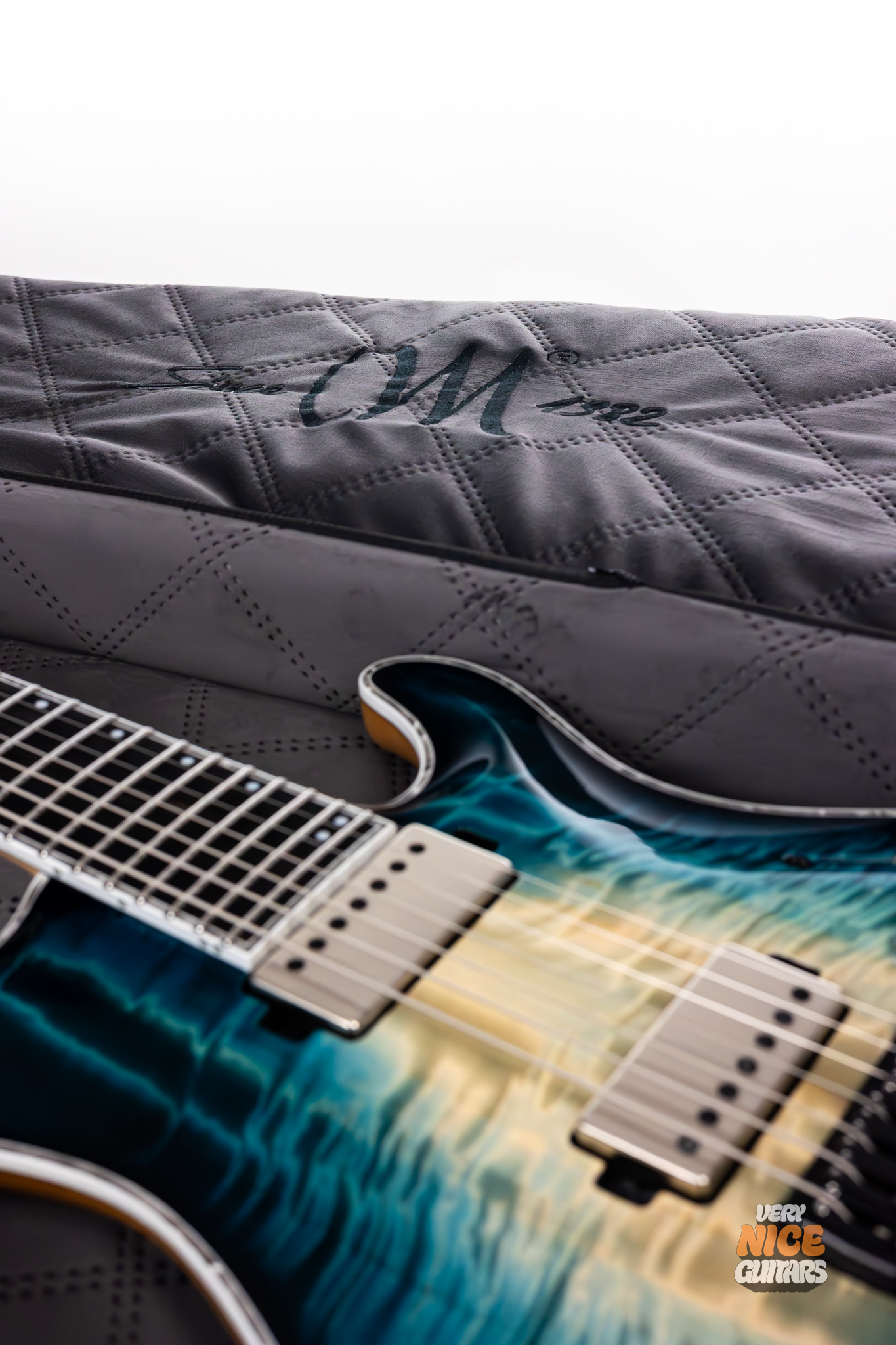 Mayones Regius Core 7 Turquoise Iris Gloss - Image 27