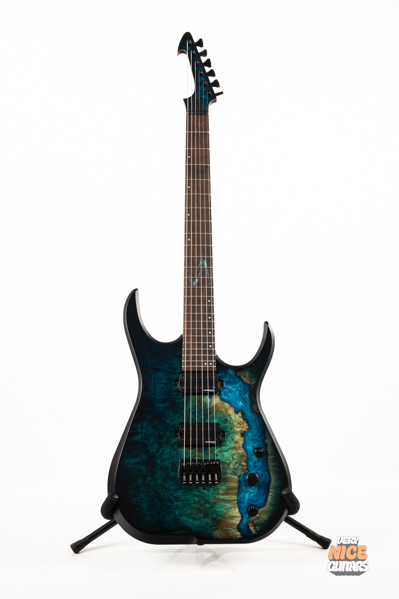 Skervesen Raptor 6 Hybrid Blue Burst – Very Nice Guitars