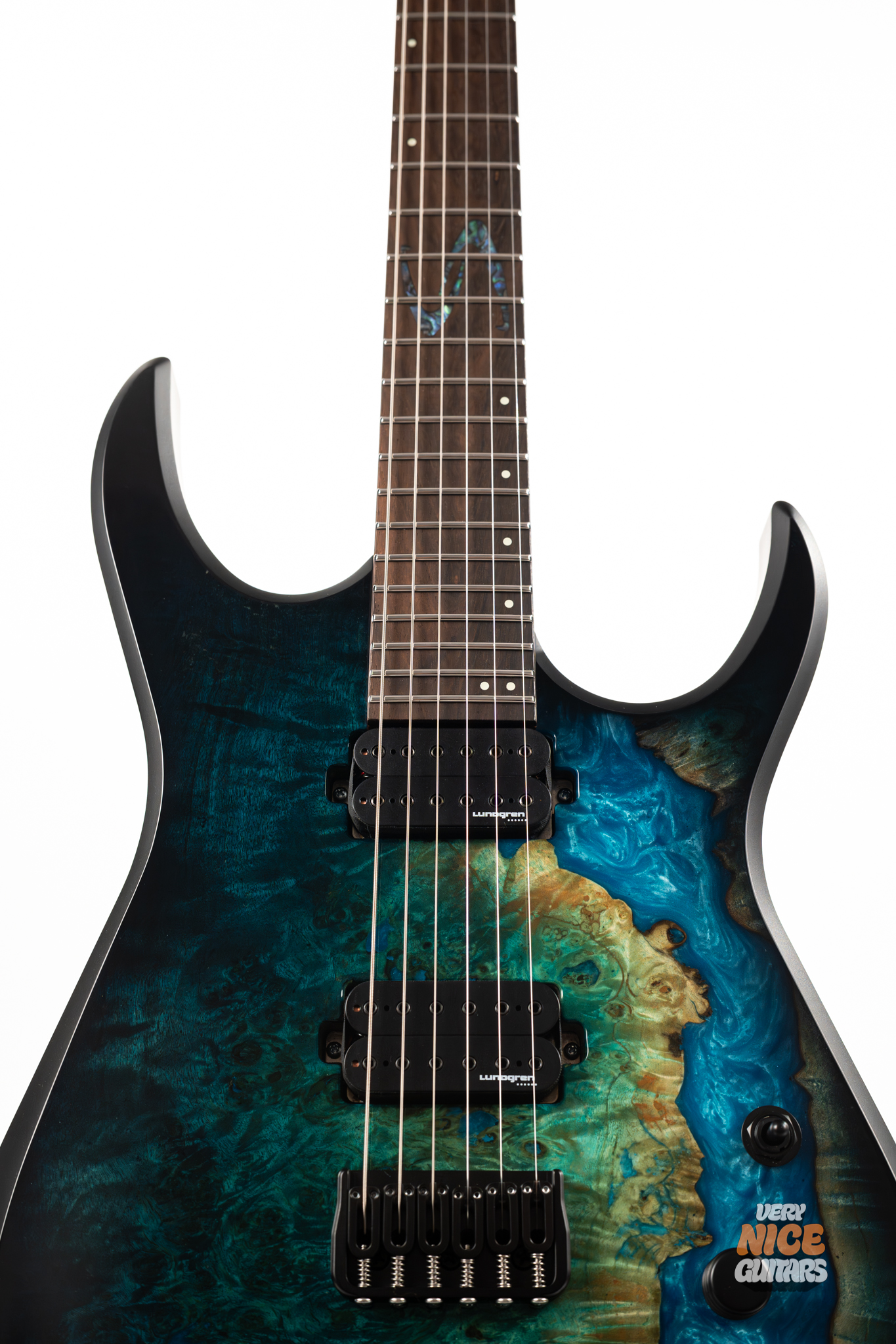 ギター Skervesen Velociraptor 6 2023 Skervesen Raptor 6 Hybrid Blue Burst – Very Nice Guitars